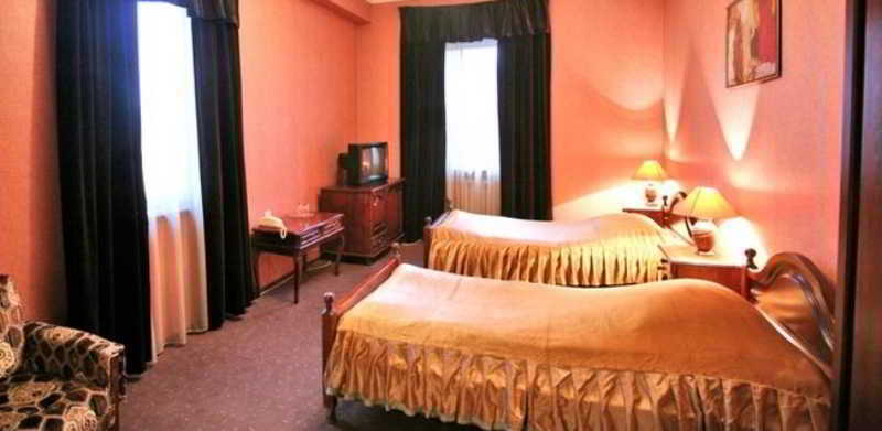 Hotel Sympatia Тбилиси Екстериор снимка