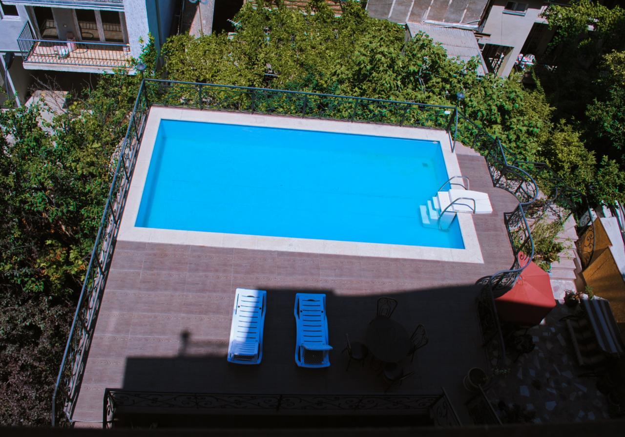 Hotel Sympatia Тбилиси Екстериор снимка