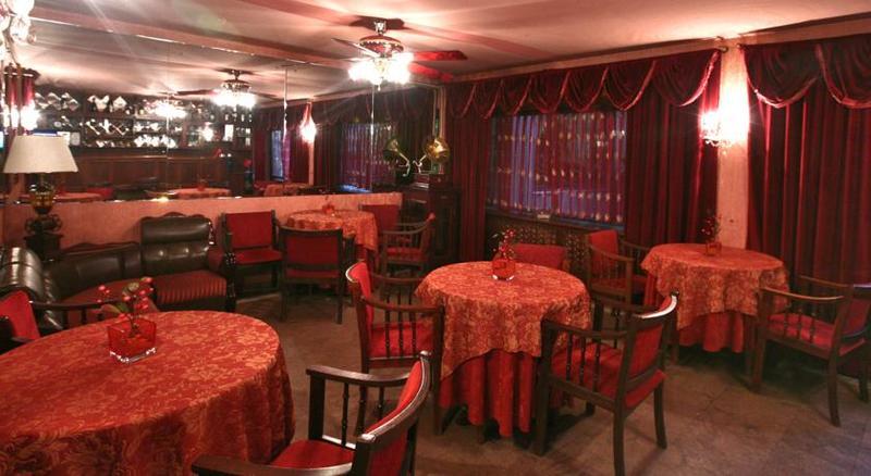 Hotel Sympatia Тбилиси Екстериор снимка