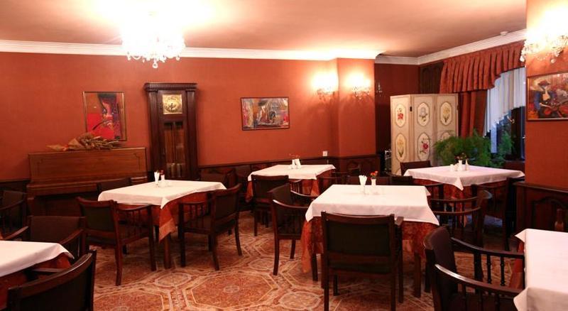 Hotel Sympatia Тбилиси Екстериор снимка